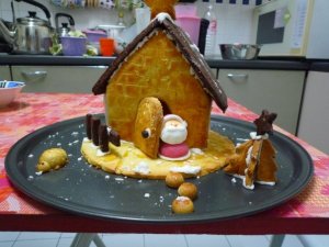 Cookie Christmas House